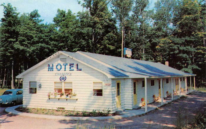 Roy-ol Motel - POST CARD VIEW